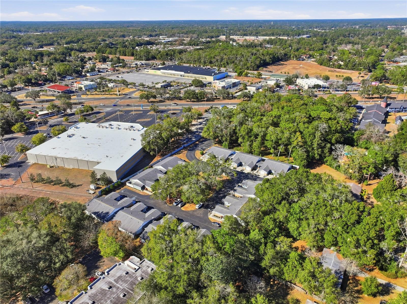 Image 32 of 33 For 3800 Silver Springs Boulevard 10