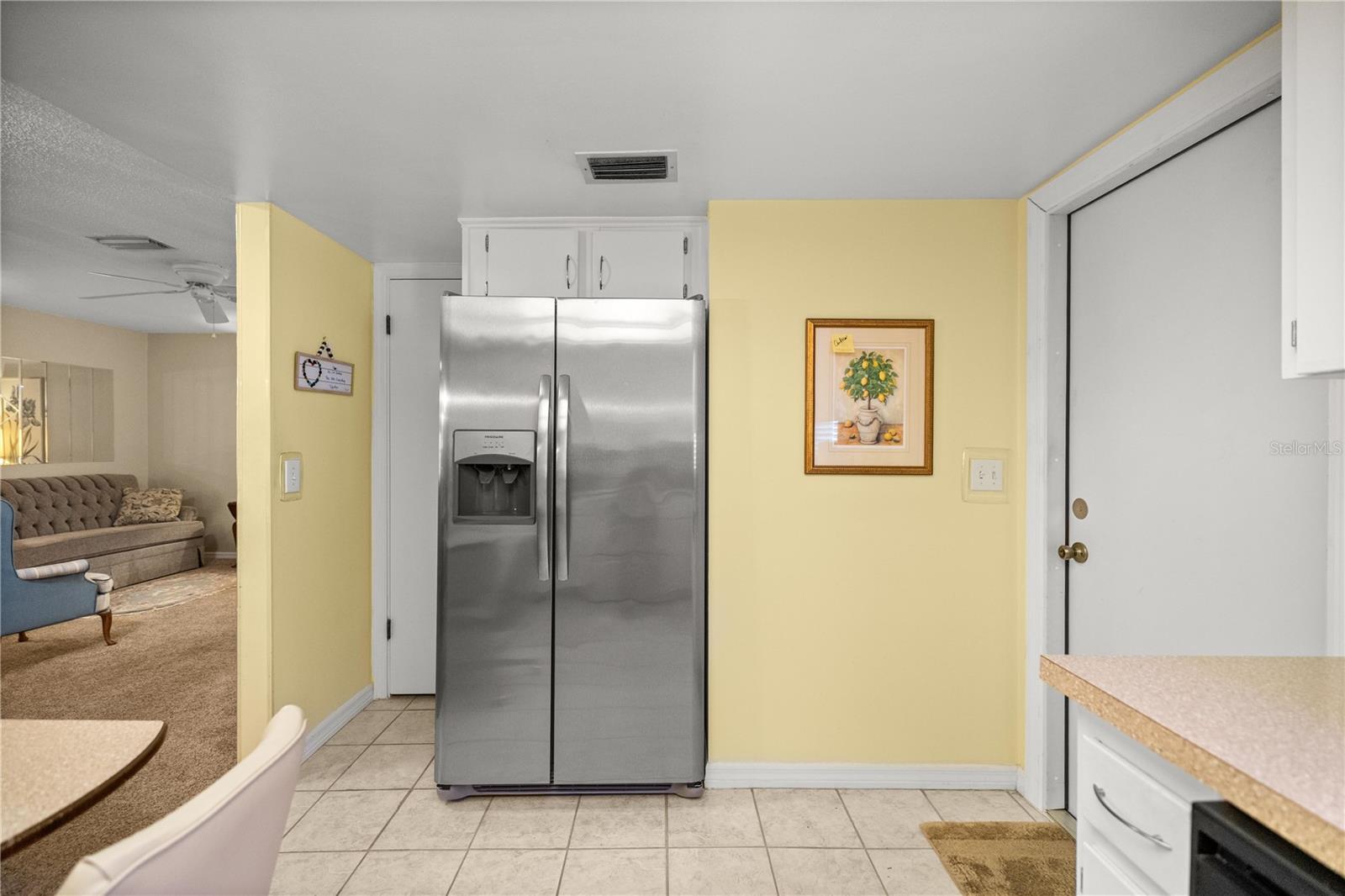 Image 8 of 33 For 3800 Silver Springs Boulevard 10