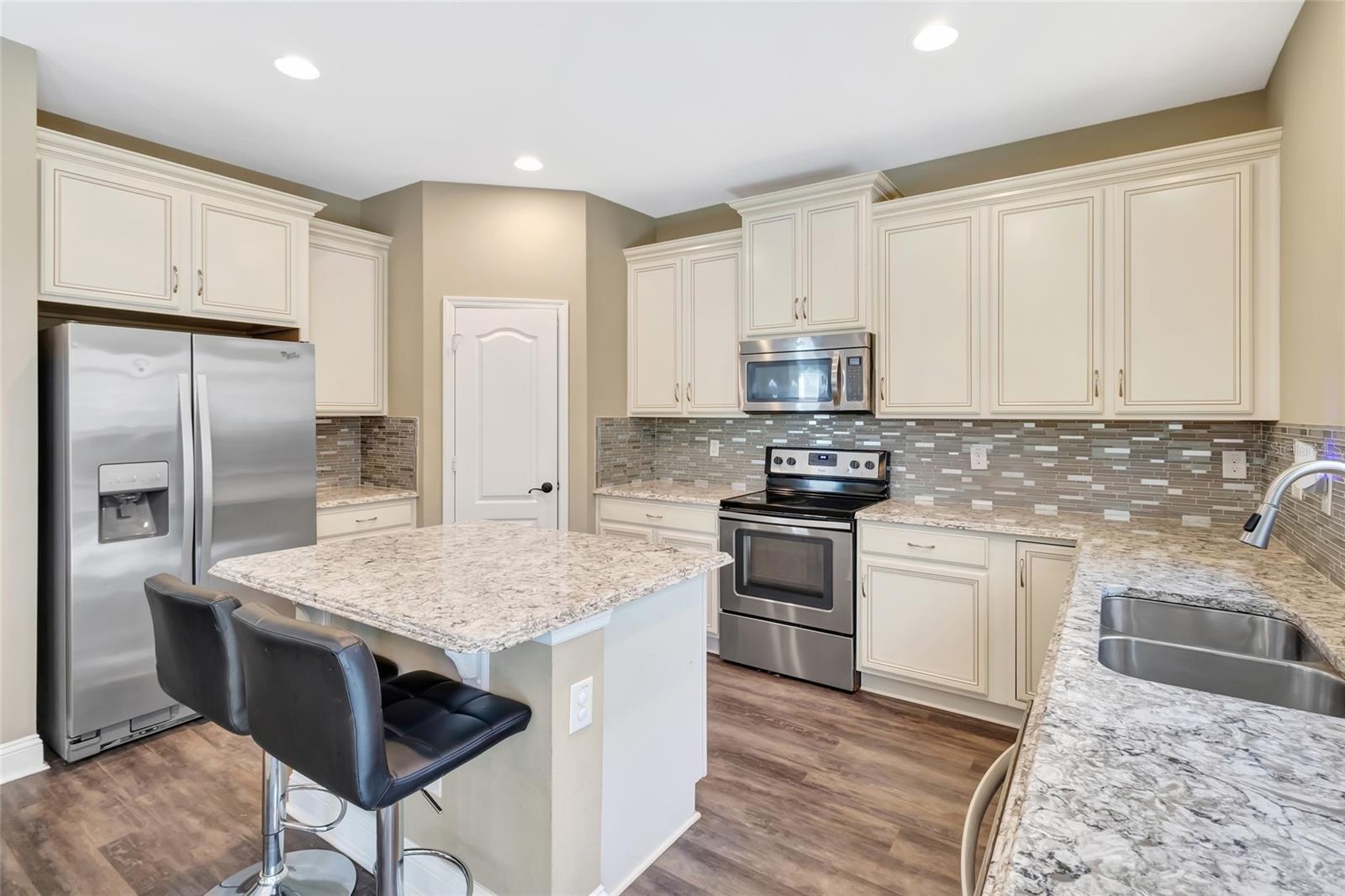 Image 15 of 21 For 549 Champion Ridge Drive