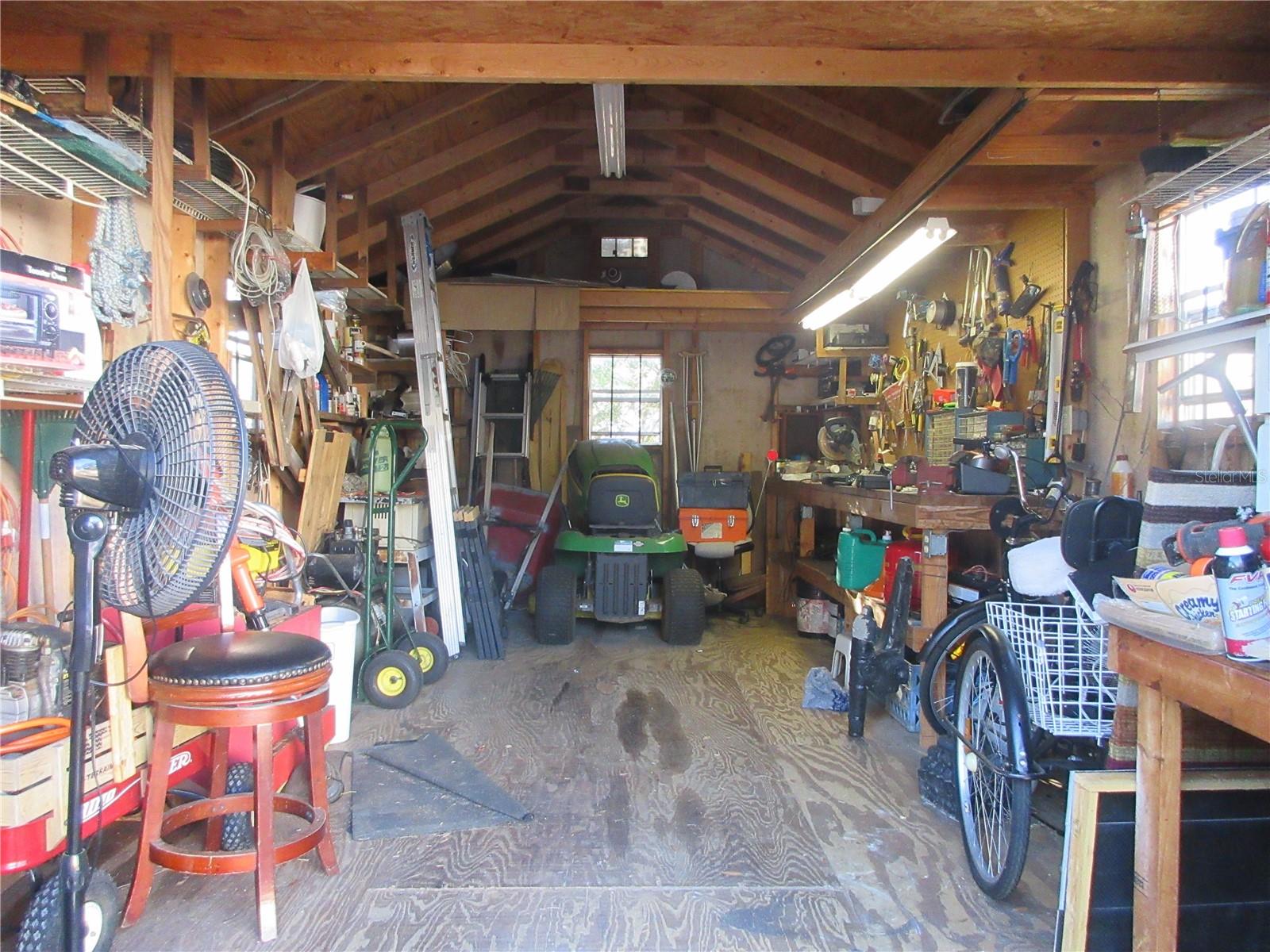 Image 10 of 91 For 1984 171st Court