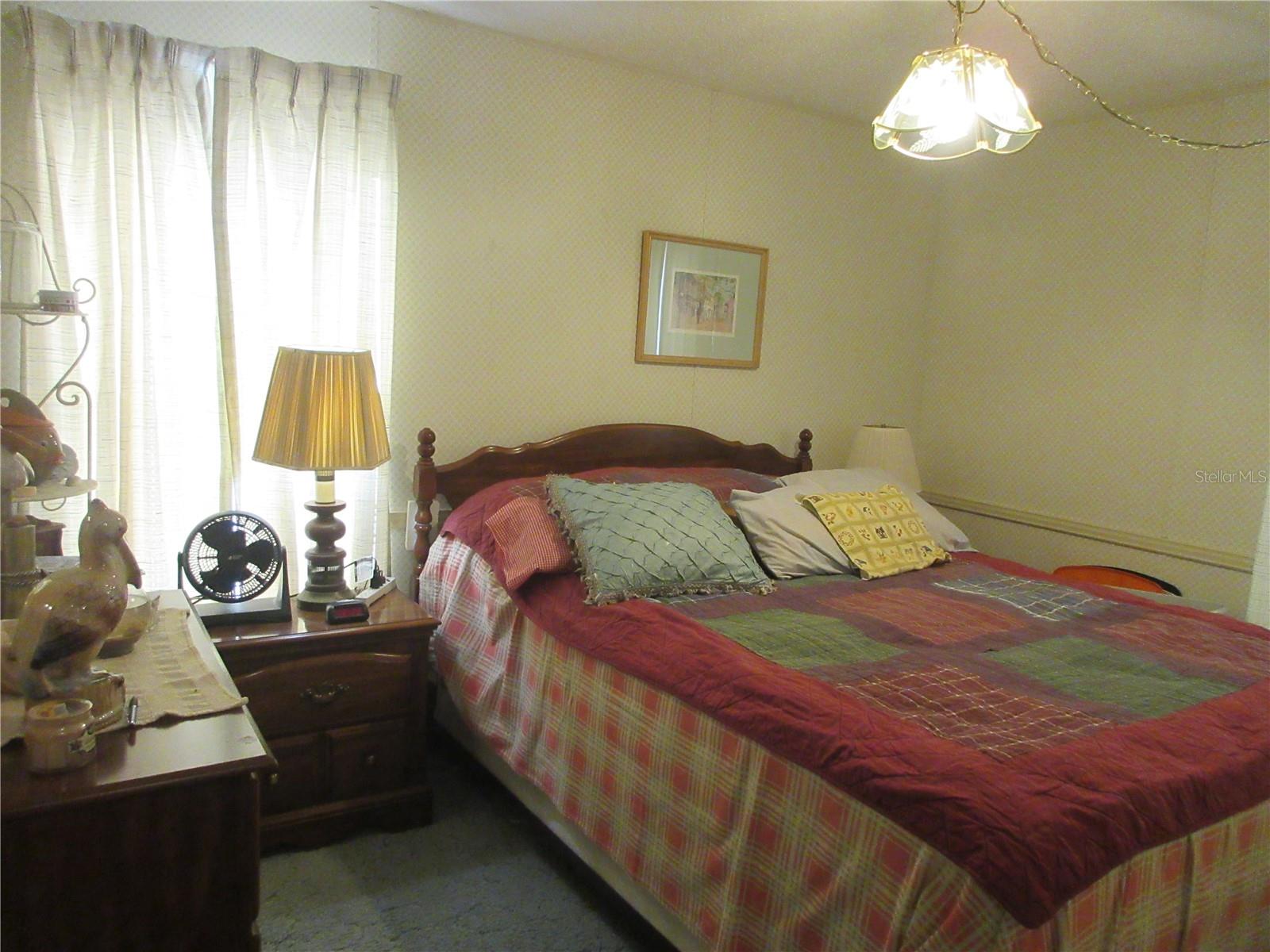 Image 36 of 91 For 1984 171st Court