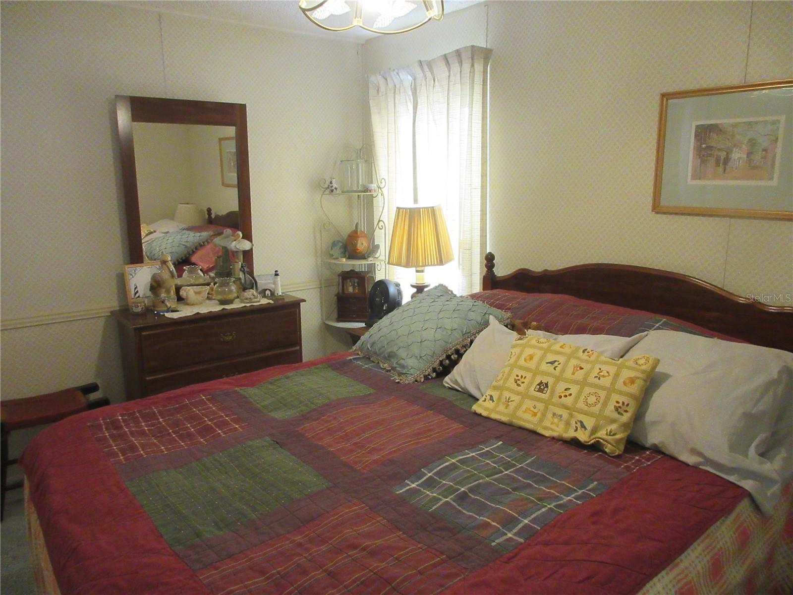 Image 37 of 91 For 1984 171st Court