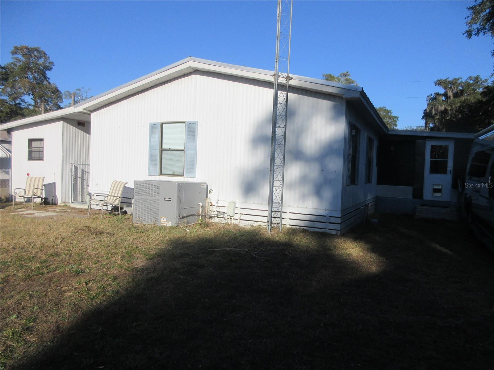 Image 4 of 91 For 1984 171st Court