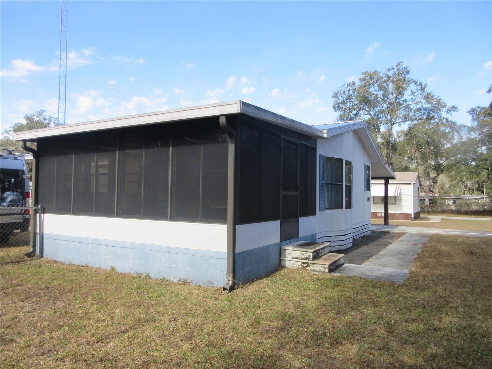 Image 45 of 91 For 1984 171st Court