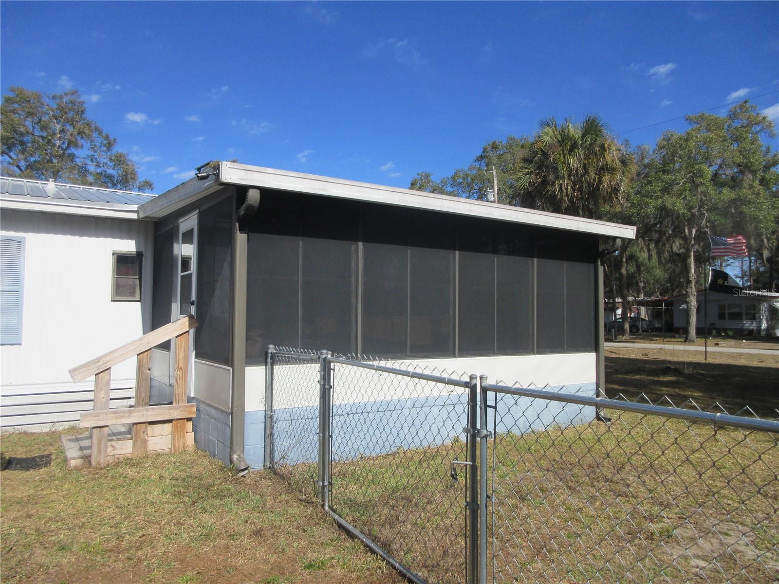 Image 48 of 91 For 1984 171st Court