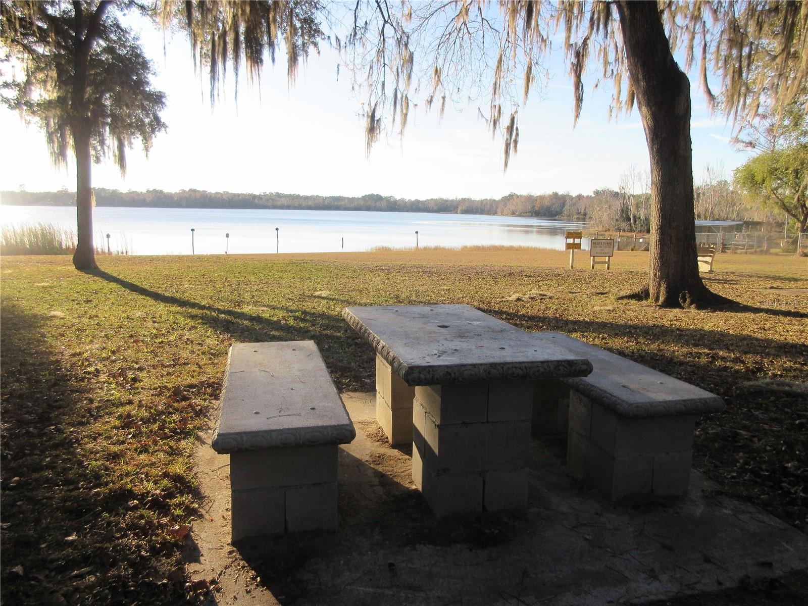 Image 61 of 91 For 1984 171st Court