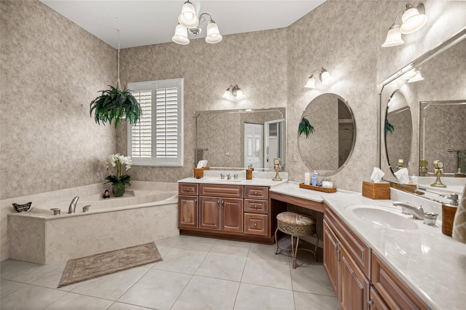 Image 23 of 40 For 5801 18th Street