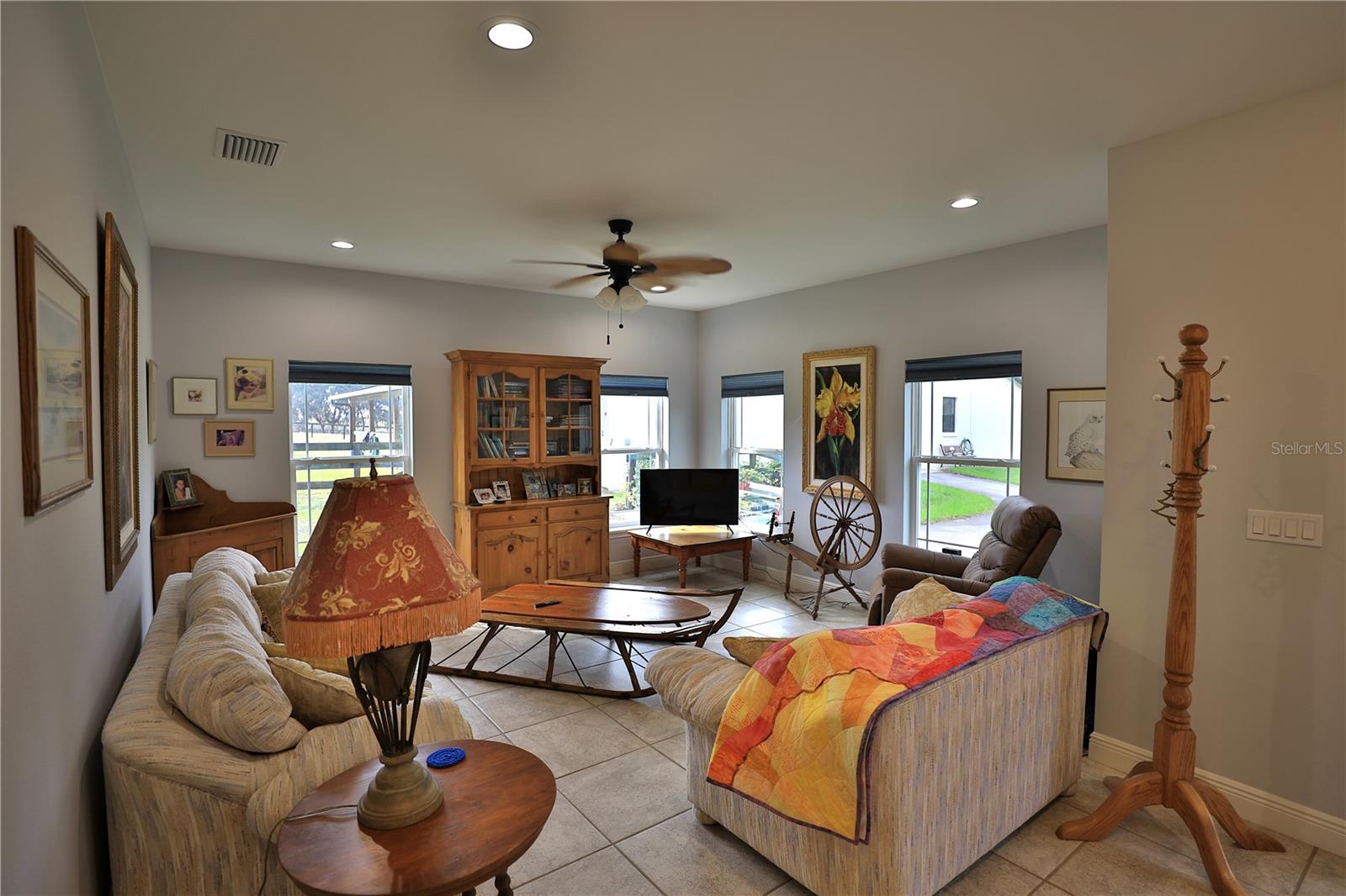 Image 15 of 52 For 9549 80th Avenue