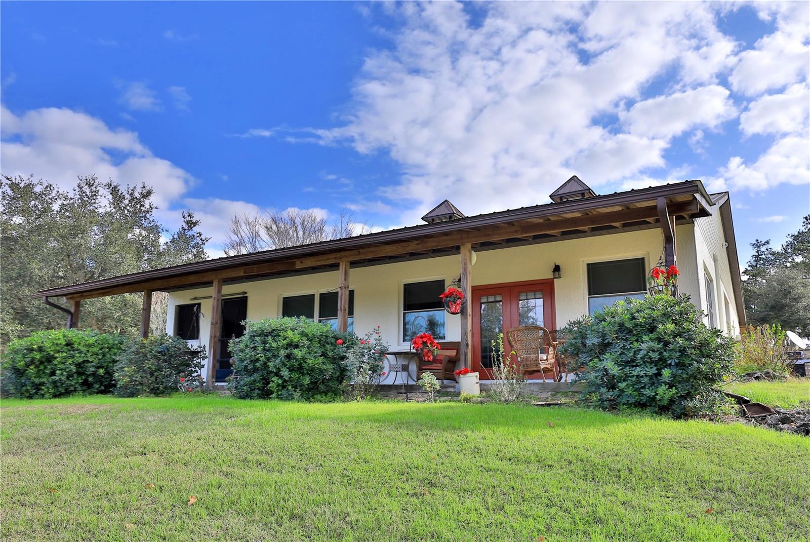 Image 25 of 52 For 9549 80th Avenue