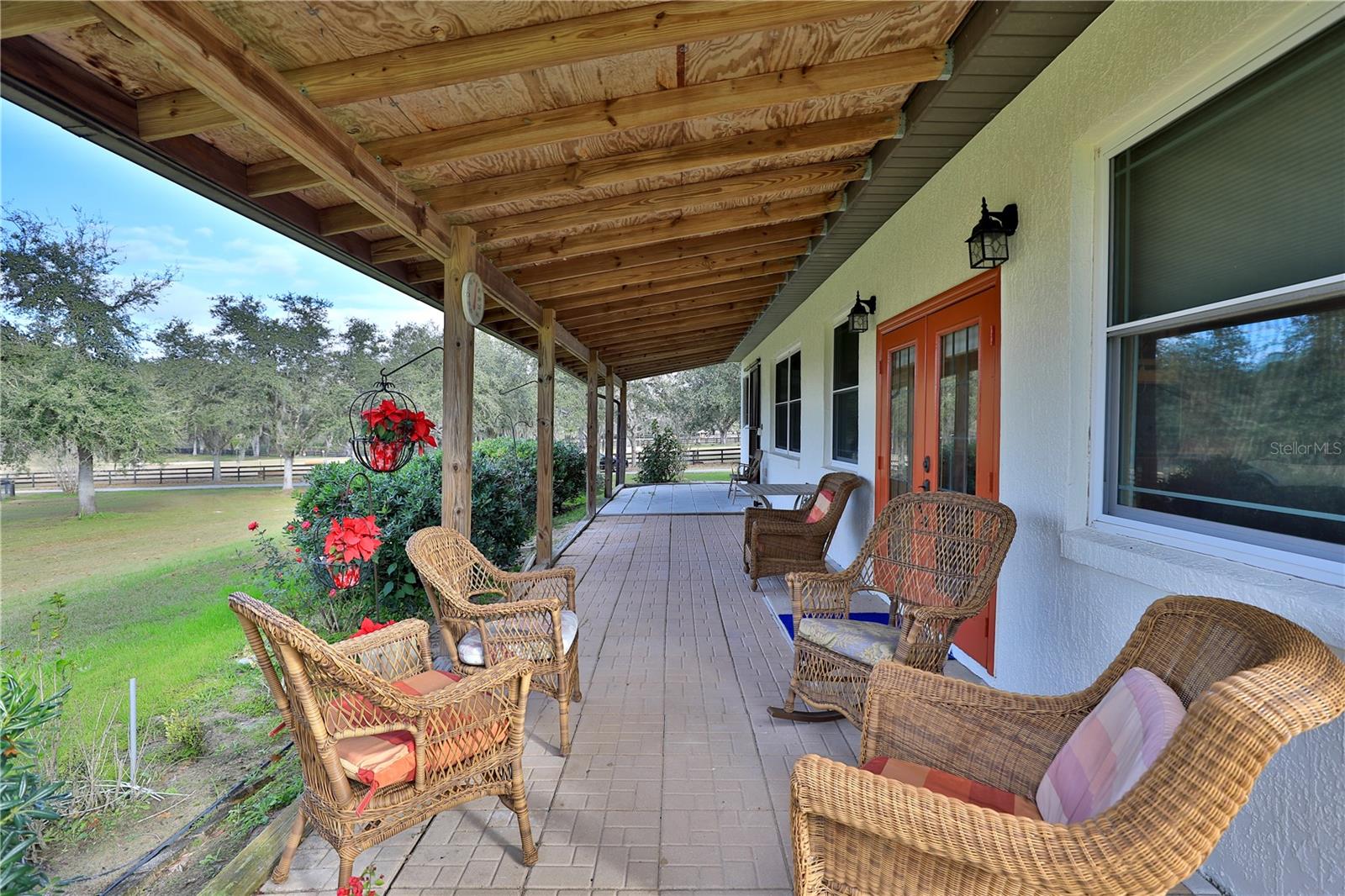 Image 26 of 52 For 9549 80th Avenue