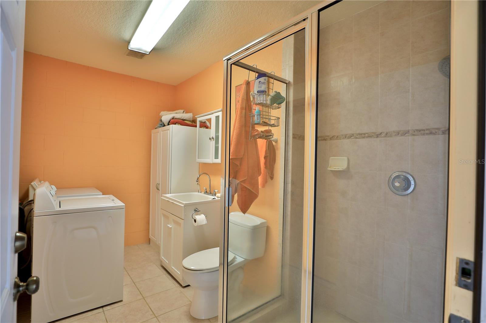 Image 40 of 52 For 9549 80th Avenue