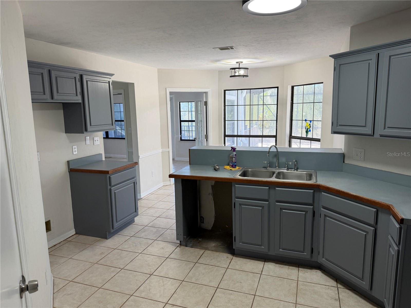 Image 18 of 26 For 8215 57th Place