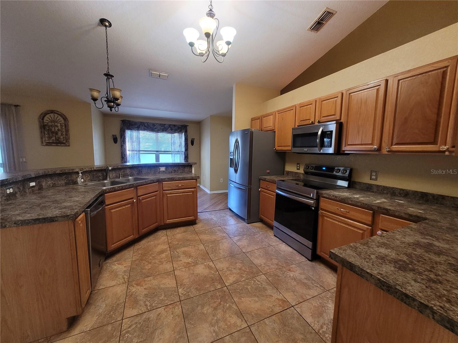 Image 10 of 26 For 5851 62nd Avenue