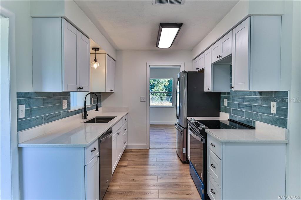 Image 6 of 33 For 9 James Court