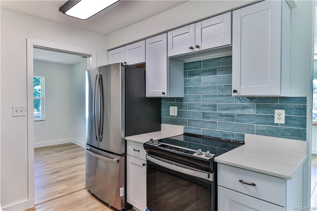 Image 7 of 33 For 9 James Court