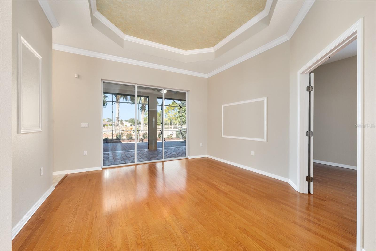 Image 17 of 68 For 8737 83rd Circle