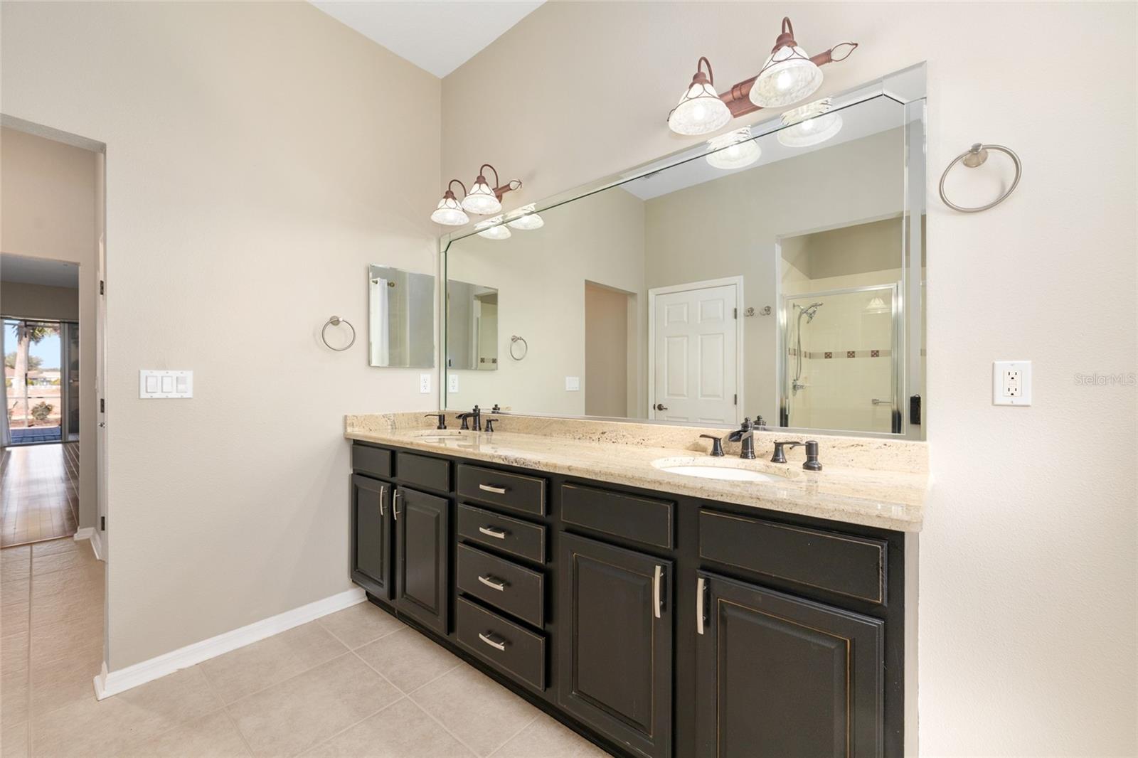 Image 31 of 68 For 8737 83rd Circle