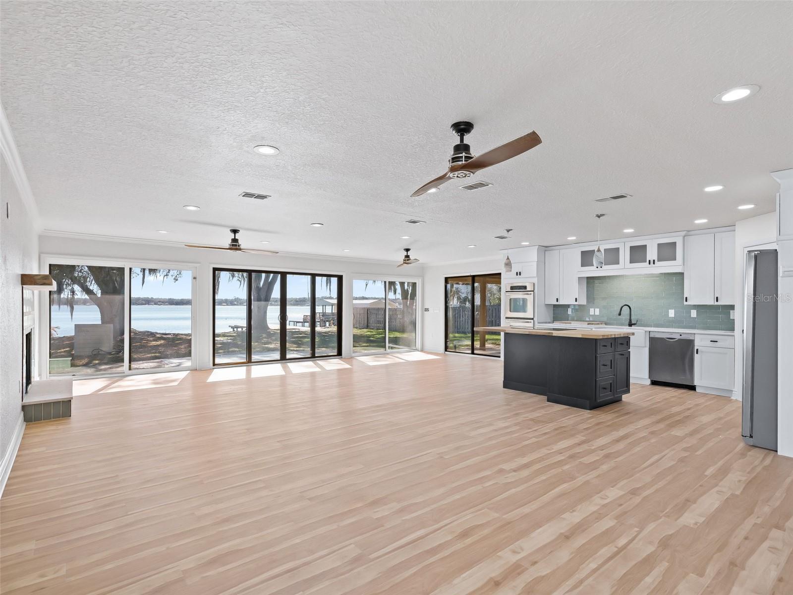 Image 8 of 40 For 10916 Timucuan Road