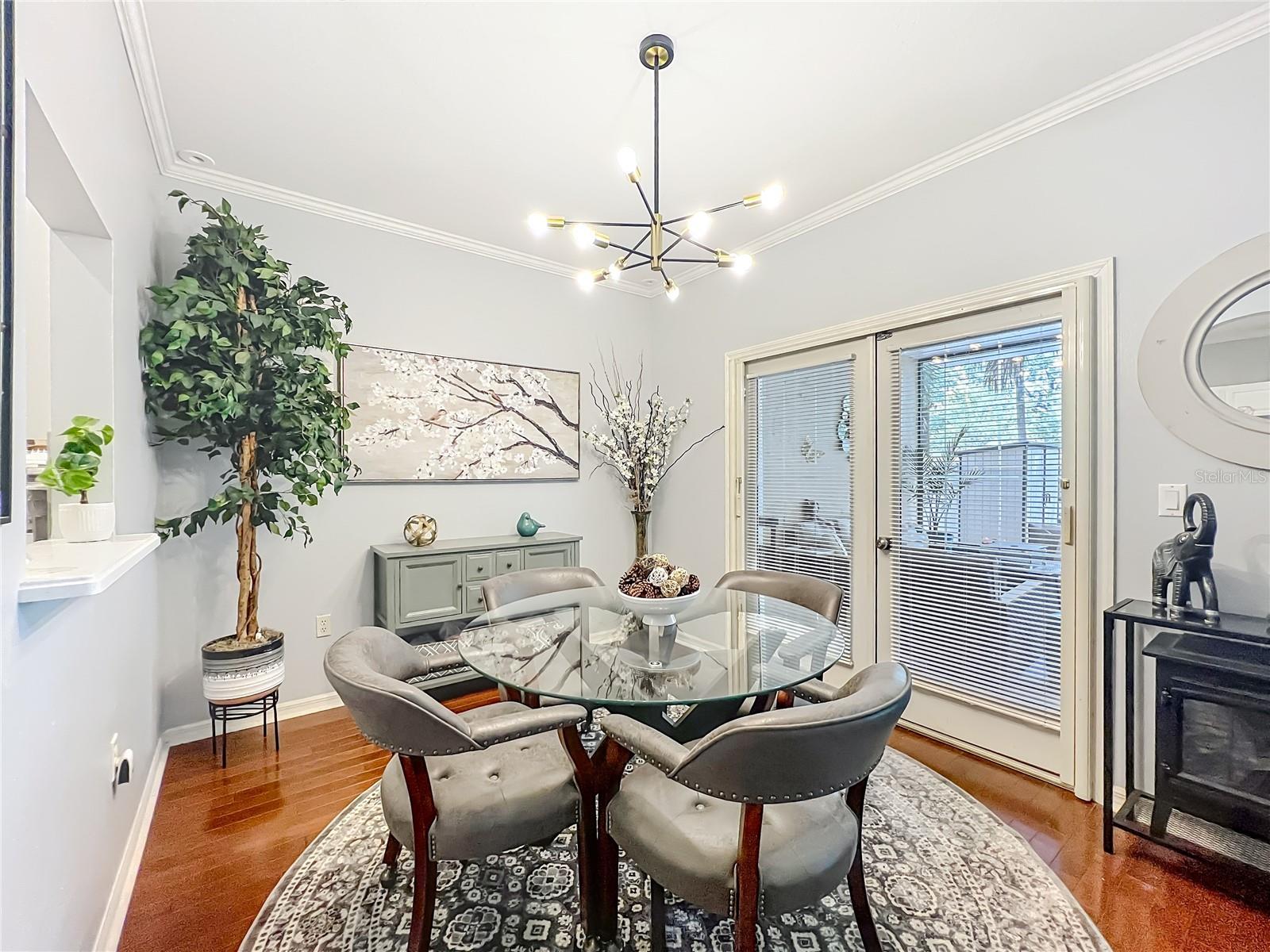 Image 14 of 55 For 1120 Avenida De Las Casas