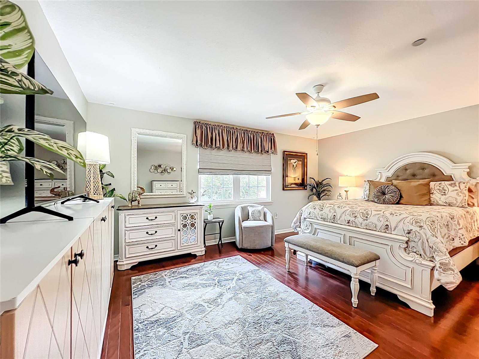 Image 28 of 55 For 1120 Avenida De Las Casas