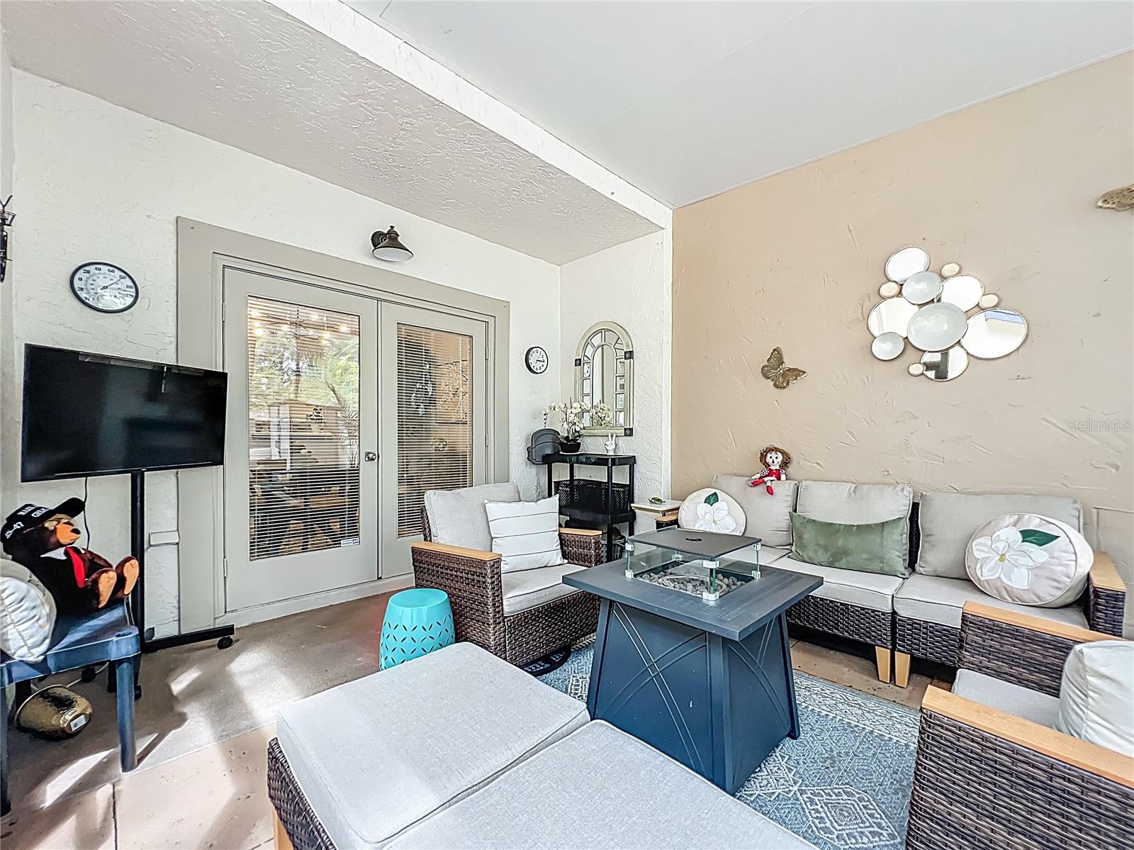 Image 44 of 55 For 1120 Avenida De Las Casas