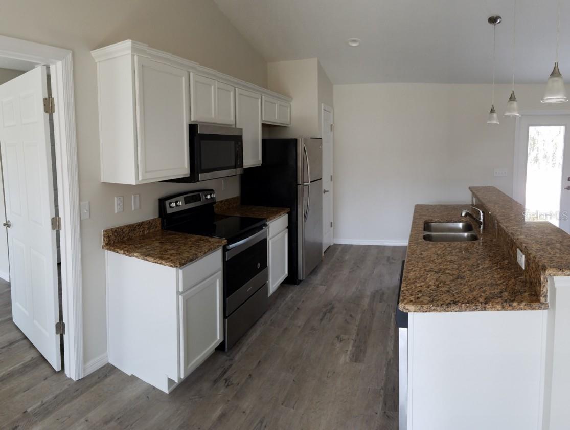 Image 5 of 11 For 9 Fir Trail Course