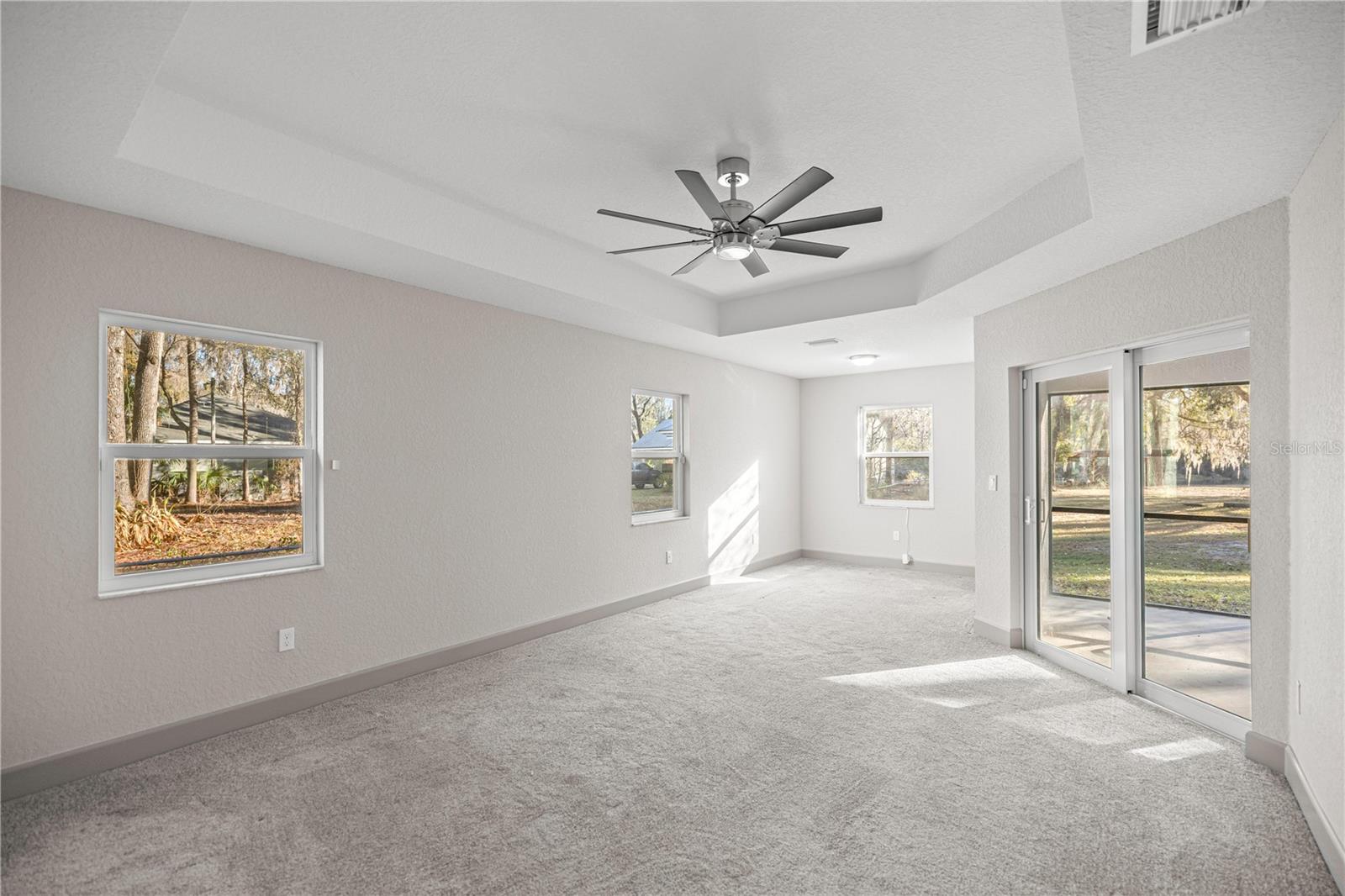 Image 18 of 59 For 10377 186th Avenue