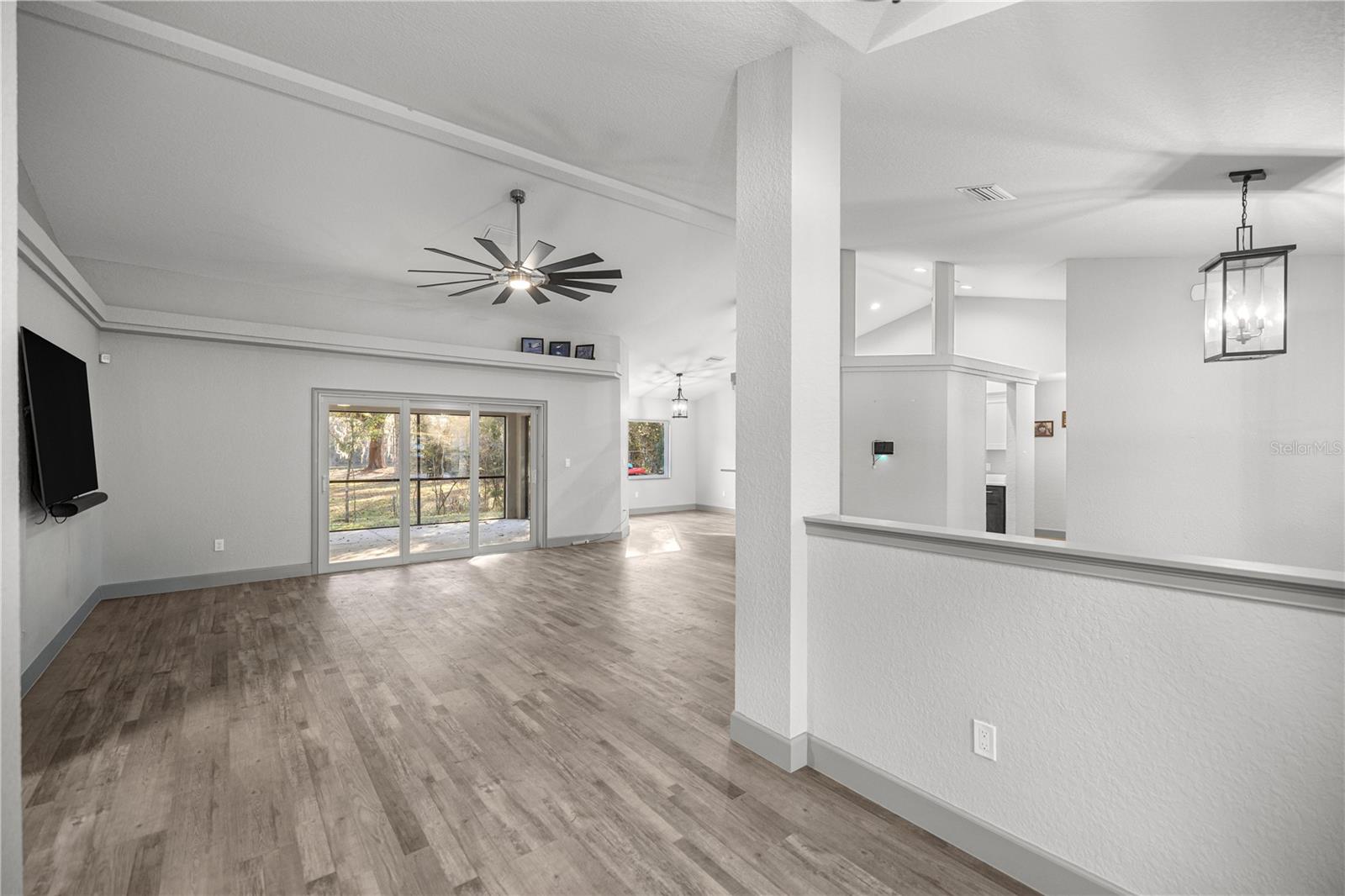 Image 9 of 59 For 10377 186th Avenue