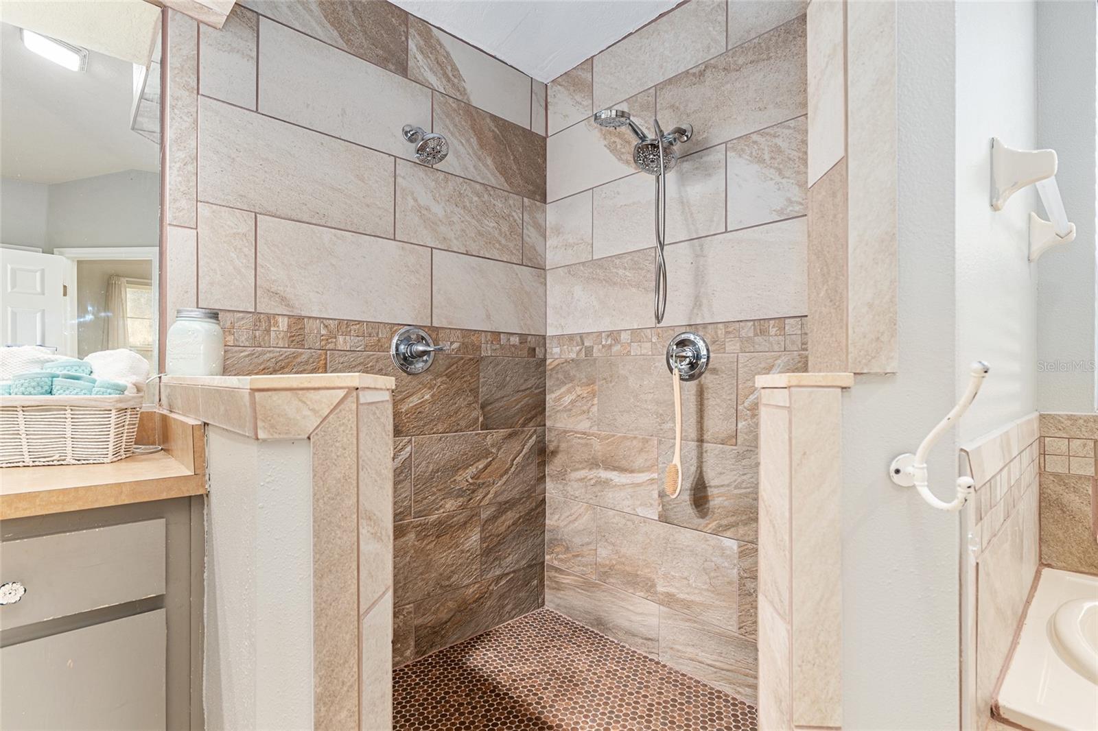 Image 44 of 60 For 3300 45th Avenue