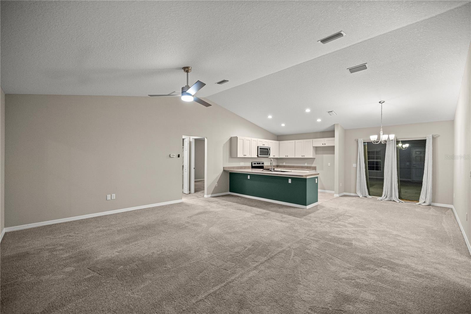 Image 9 of 22 For 1453 161st Place