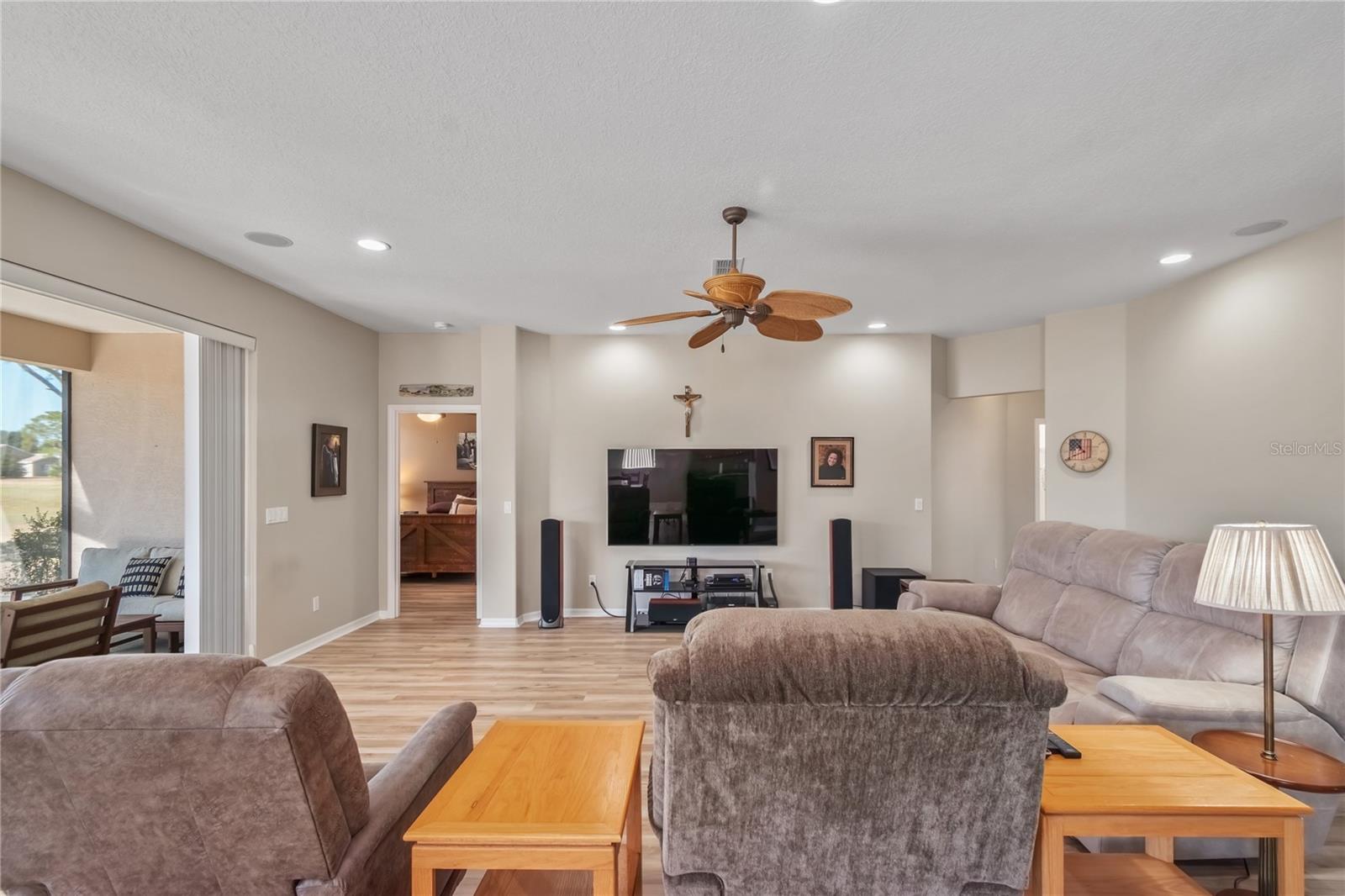 Image 17 of 46 For 9300 90th Street