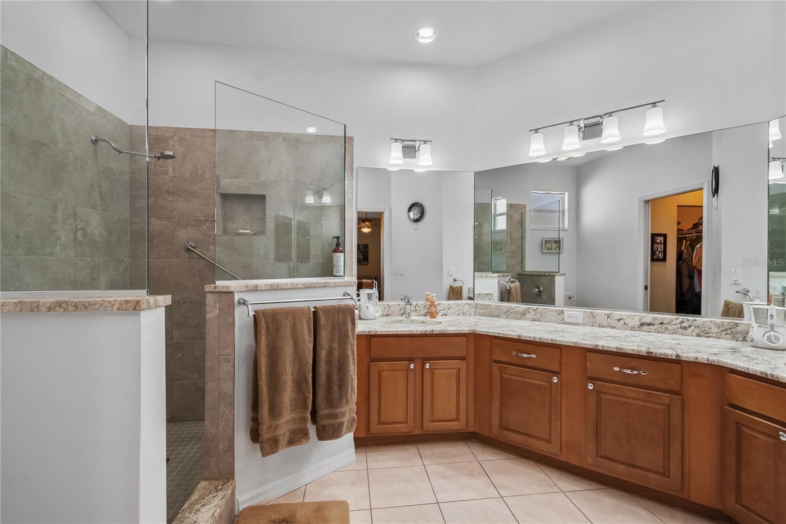 Image 28 of 46 For 9300 90th Street