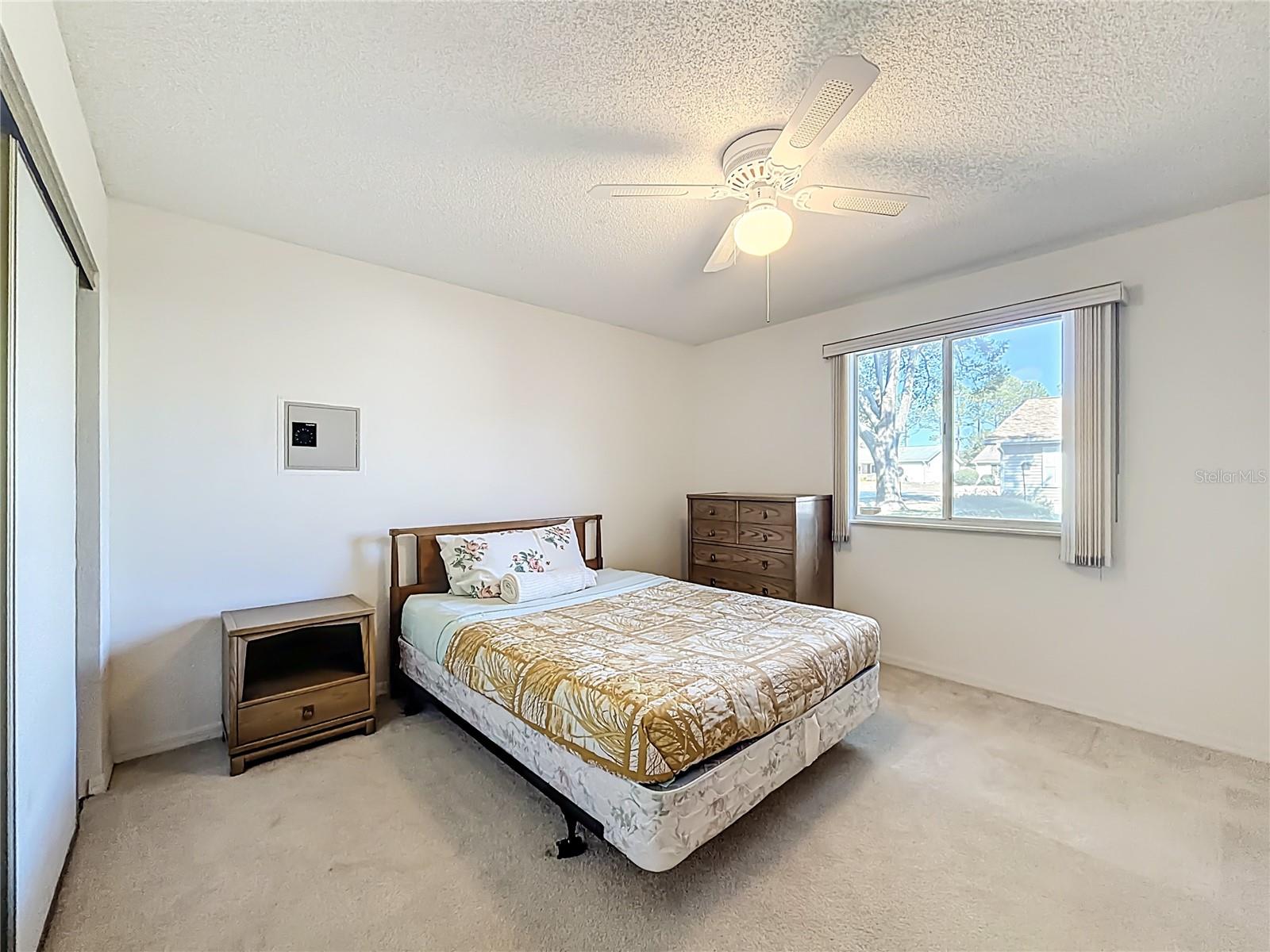 Image 22 of 42 For 8695 116th Street Road