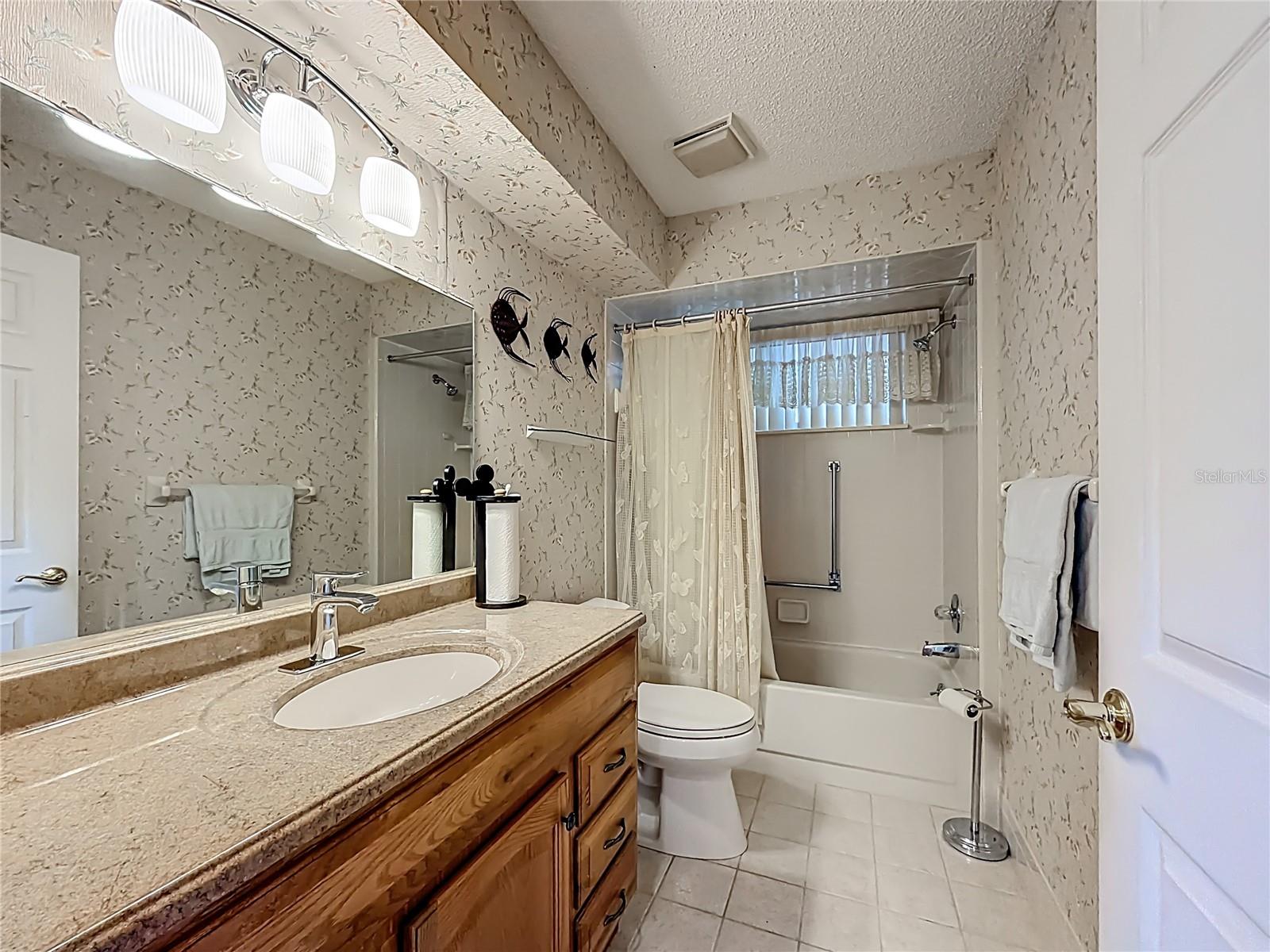 Image 24 of 42 For 8695 116th Street Road