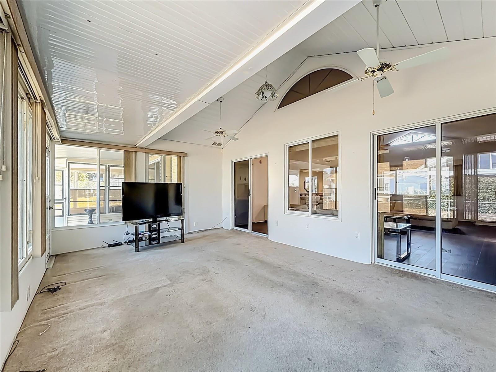 Image 30 of 42 For 8695 116th Street Road