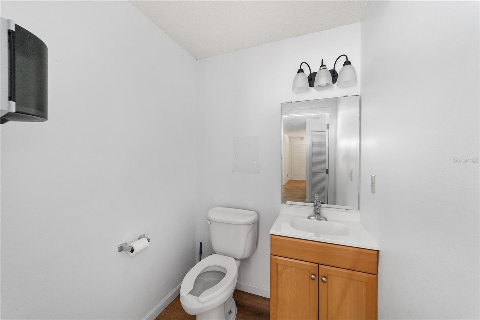 Image 13 of 24 For 2801 College Road 20