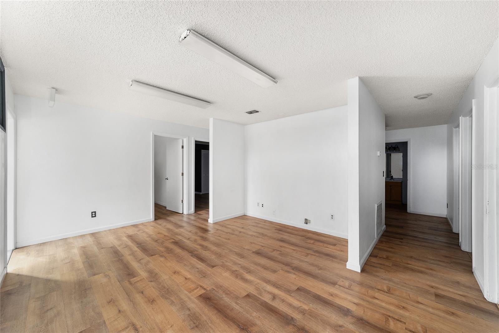 Image 6 of 24 For 2801 College Road 20