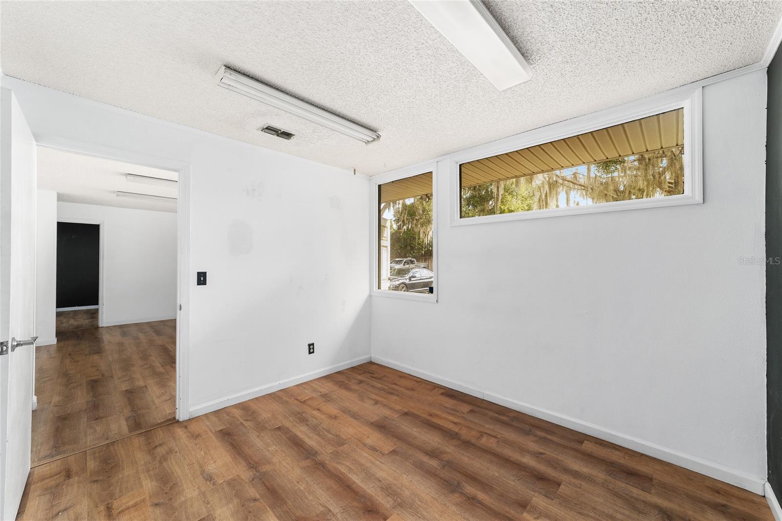 Image 9 of 24 For 2801 College Road 20