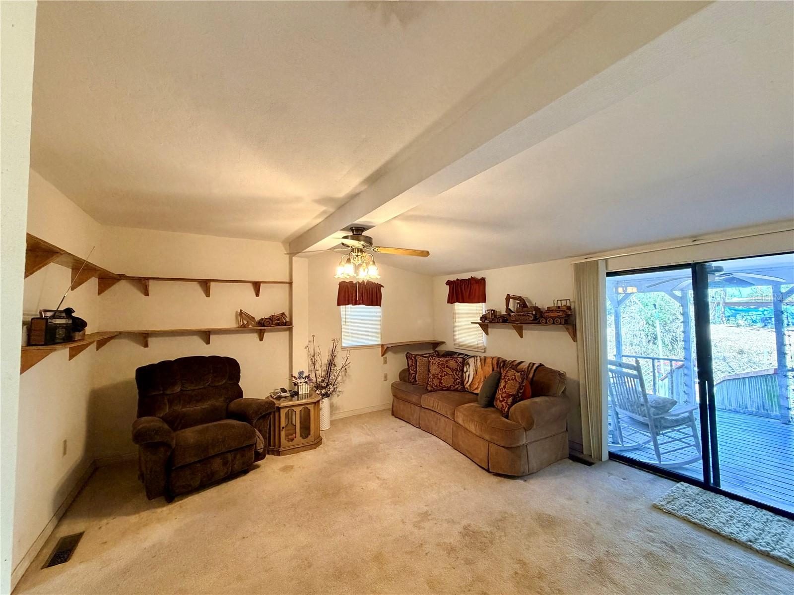 Image 12 of 48 For 5721 Live Oak Drive