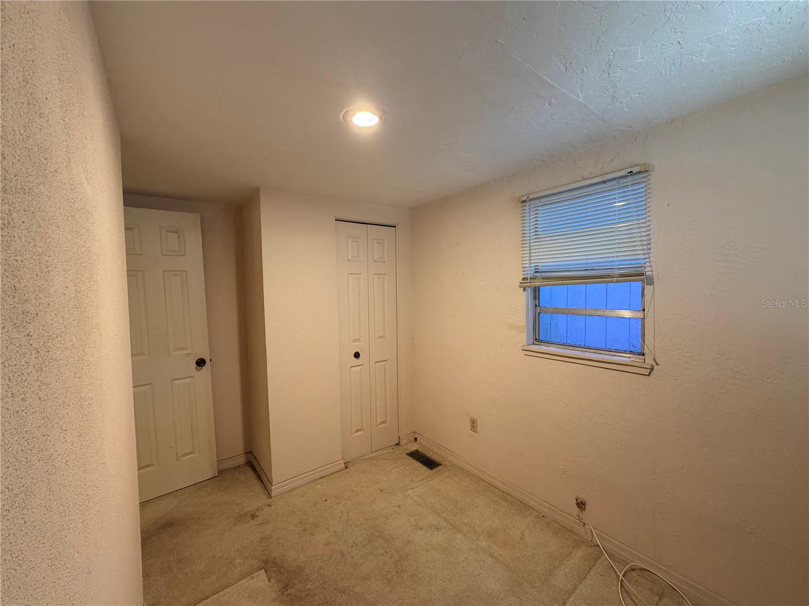 Image 18 of 48 For 5721 Live Oak Drive