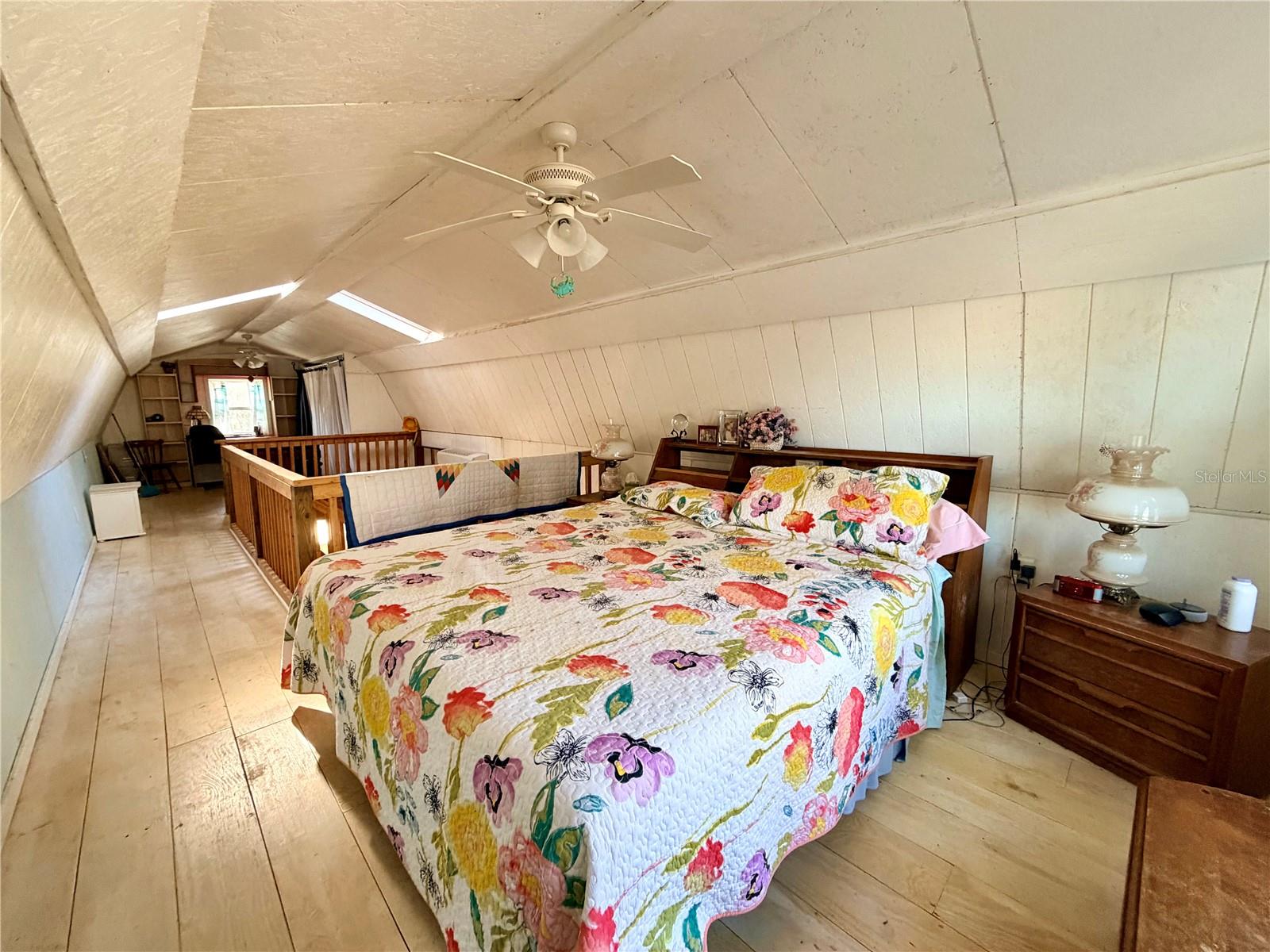 Image 39 of 48 For 5721 Live Oak Drive