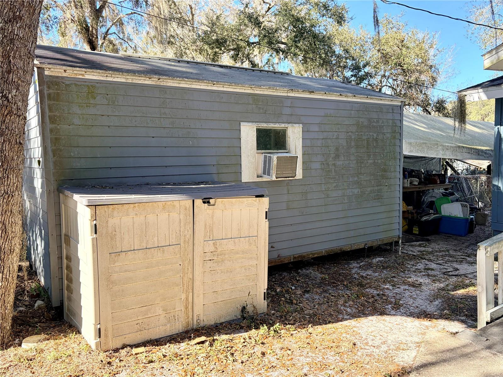 Image 4 of 48 For 5721 Live Oak Drive