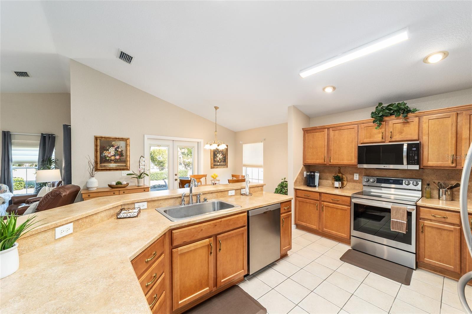 Image 23 of 55 For 12153 174th Place