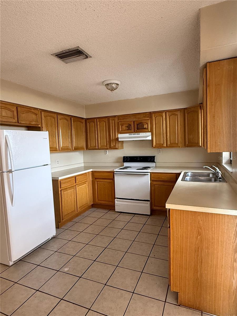 Image 8 of 10 For 14 Pine Radial