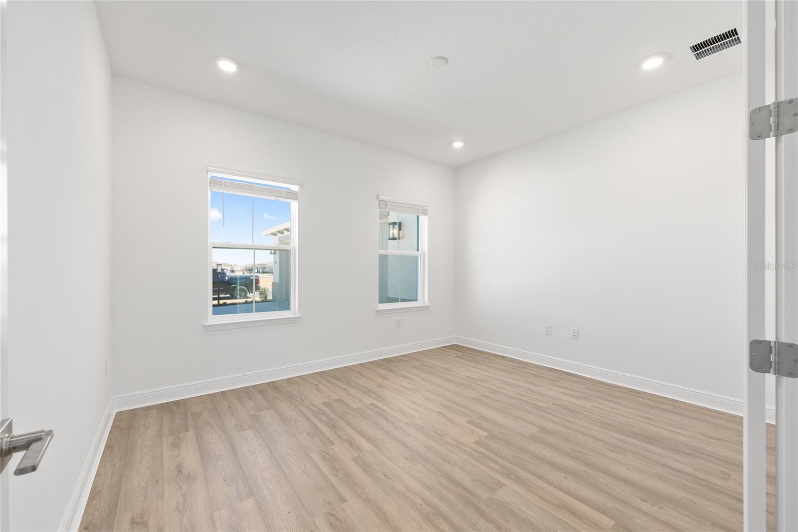 Image 14 of 44 For 8641 99th Circle