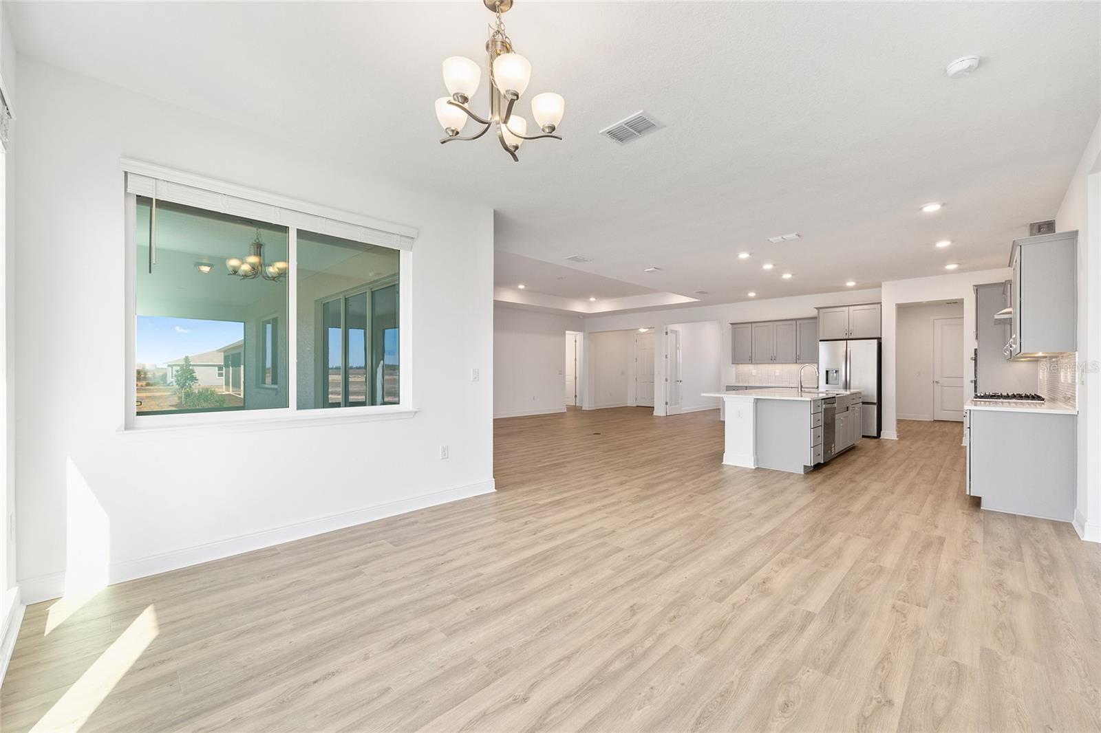 Image 22 of 44 For 8641 99th Circle