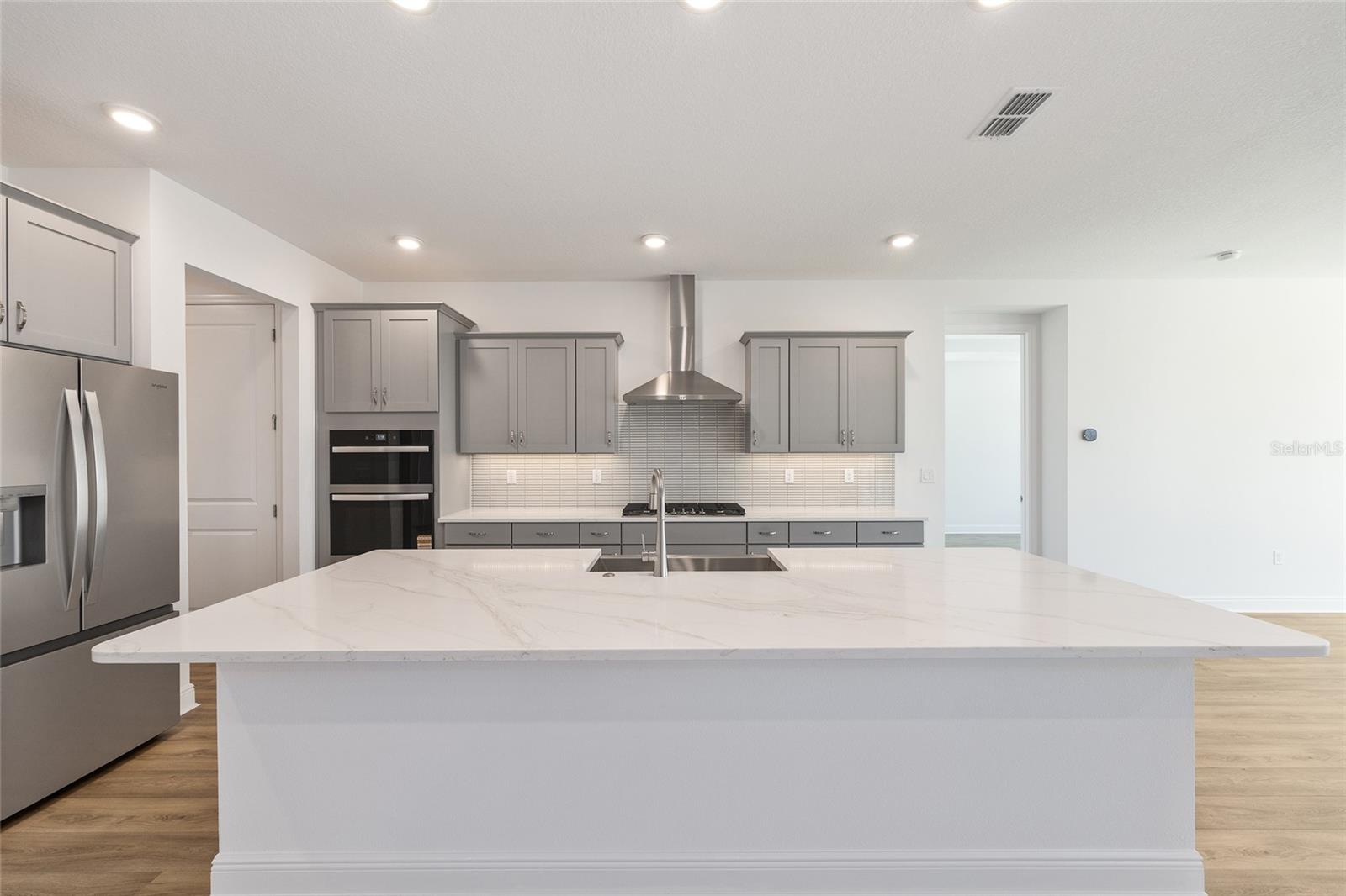 Image 26 of 44 For 8641 99th Circle