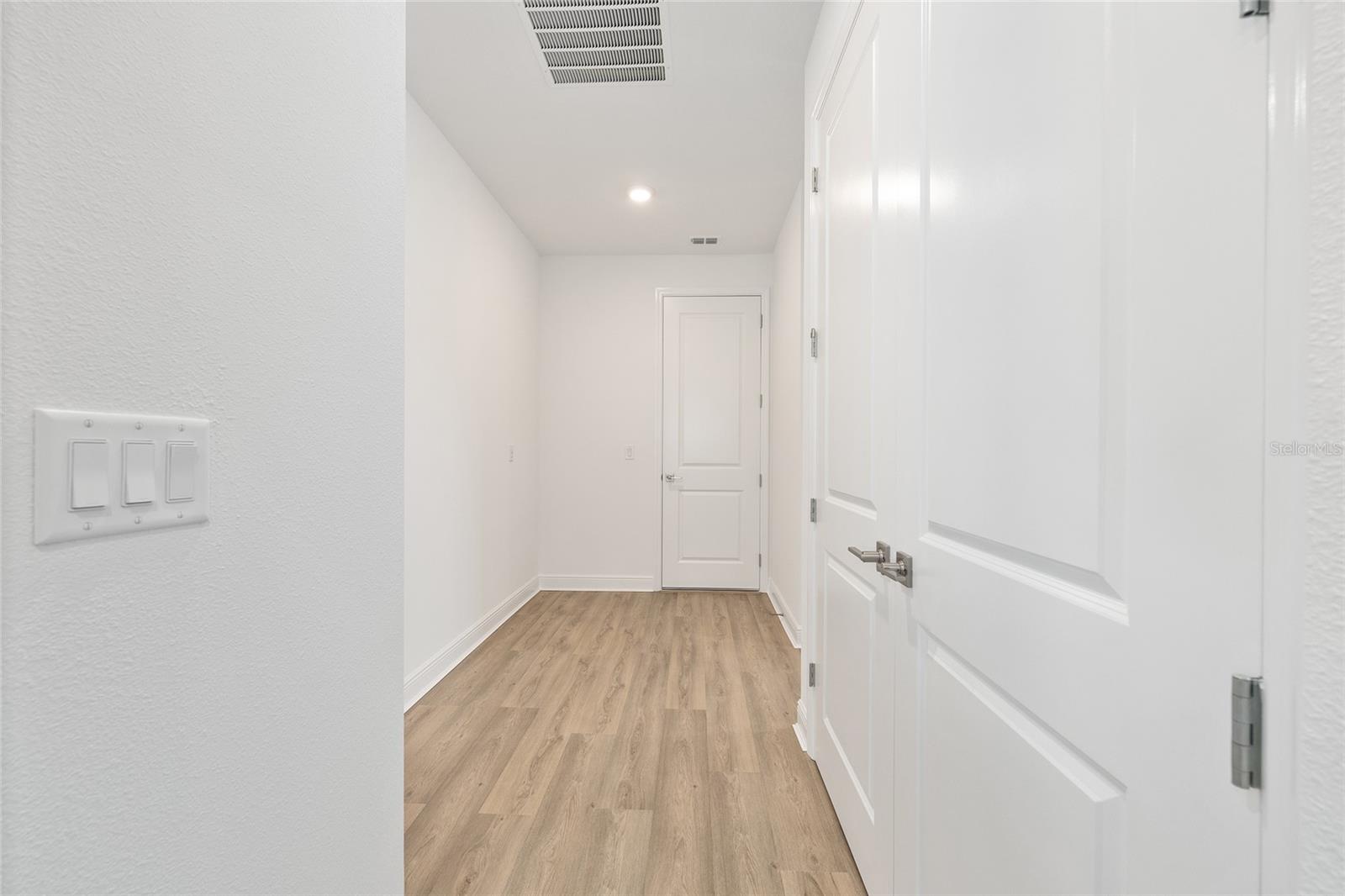 Image 37 of 44 For 8641 99th Circle