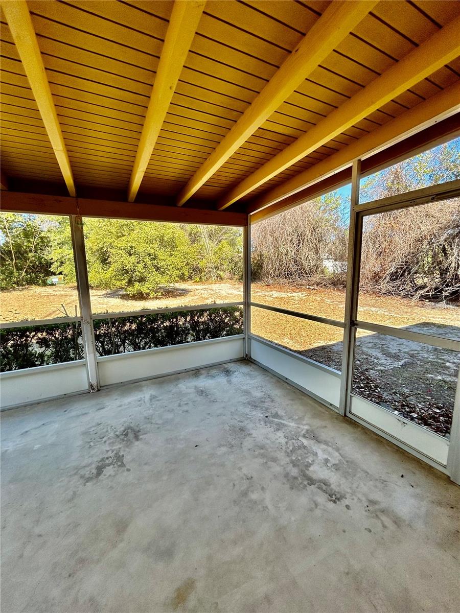 Image 24 of 38 For 3915 139th Street Road