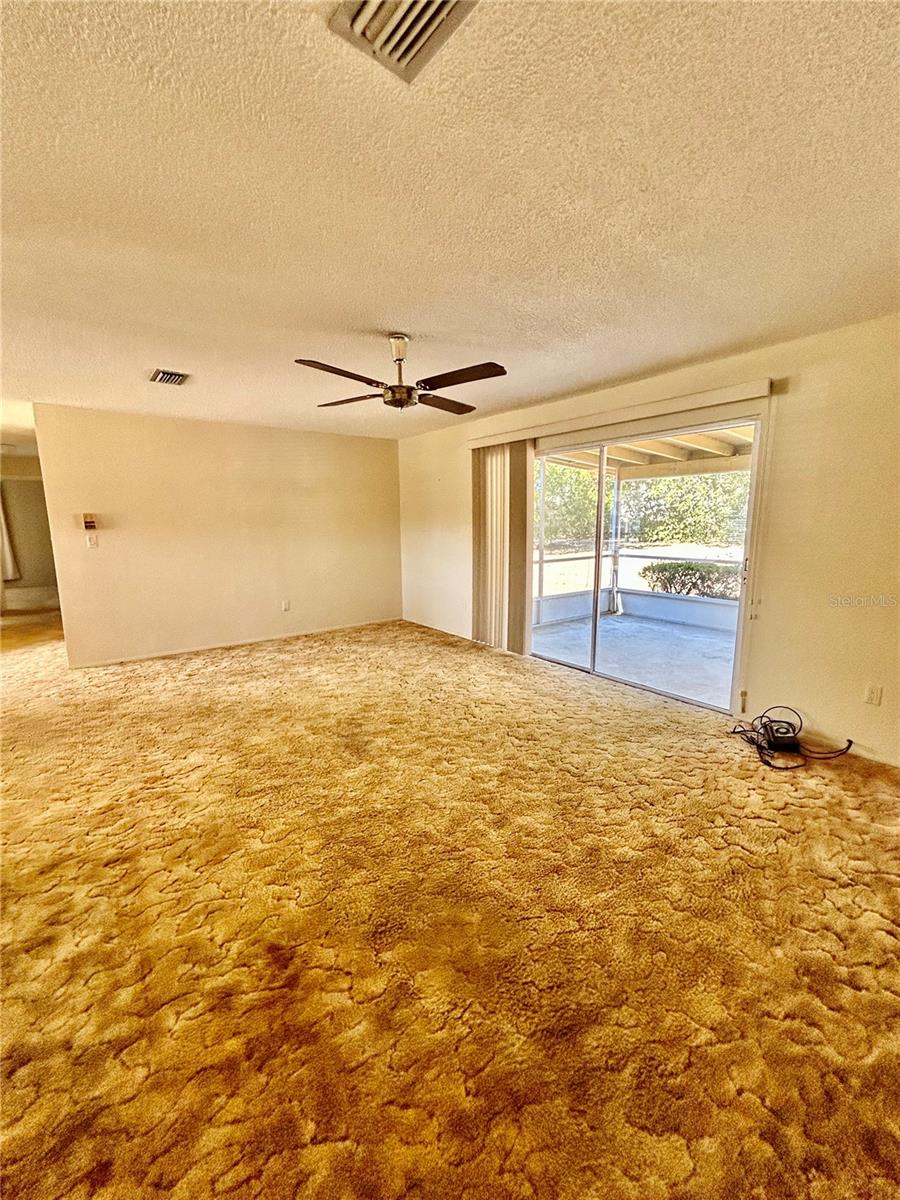 Image 27 of 38 For 3915 139th Street Road